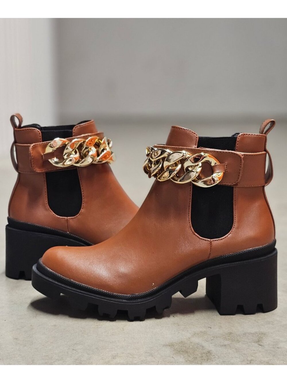 Chunky Heel Tan Ankle Boots With Gold Chain Detail Pull Tabs & Elastic Panels Fo